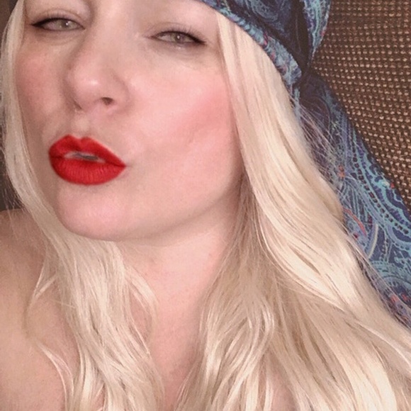 Custom Fashion Designer Farrah Nayka - Picture 12 of 16